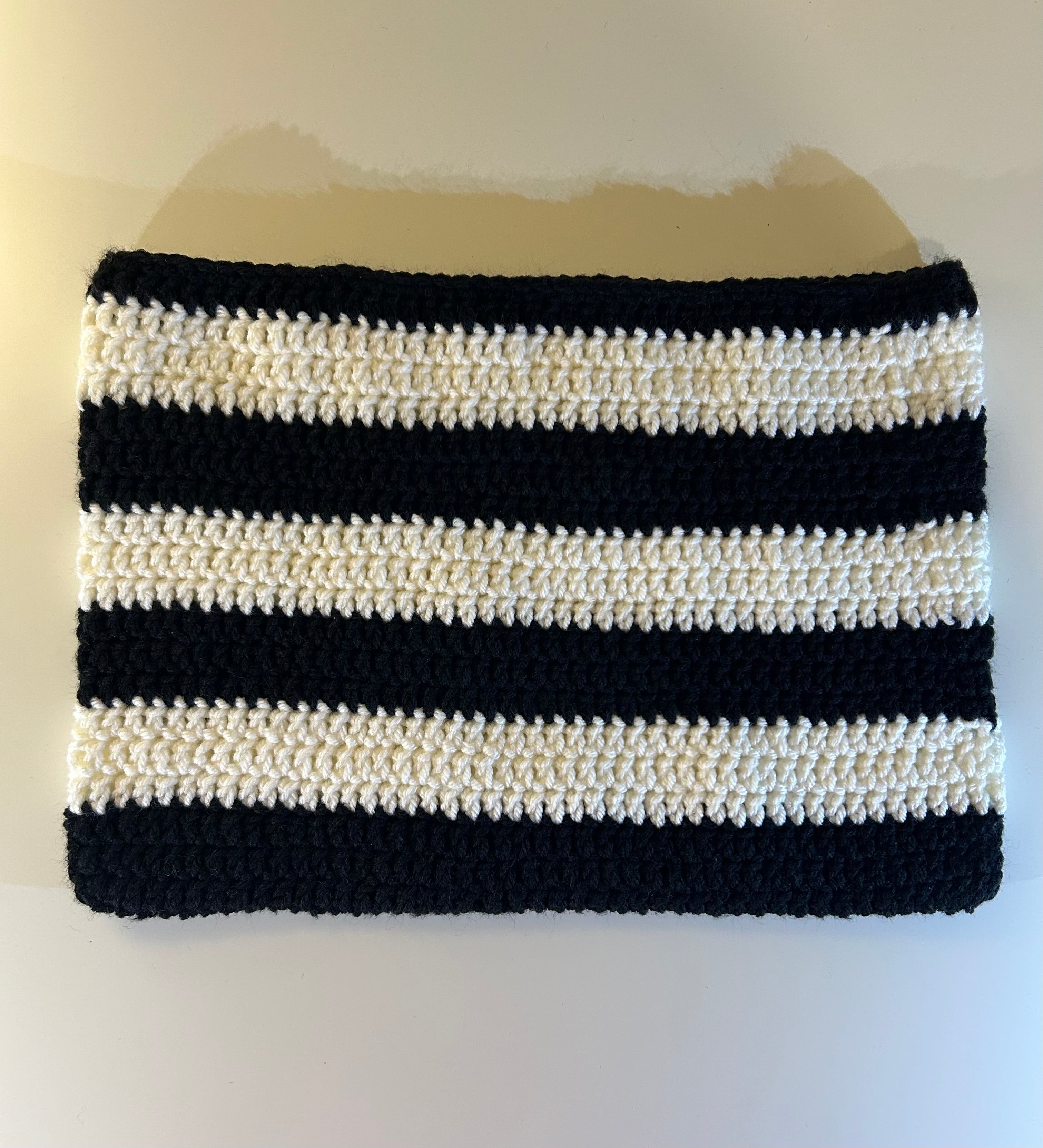 Onyx Black & Soft White Laptop Case